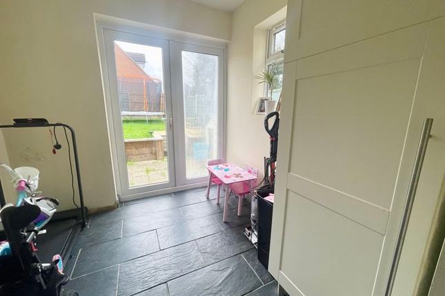 Terraced house for sale in Waterlow Road, Dunstable
