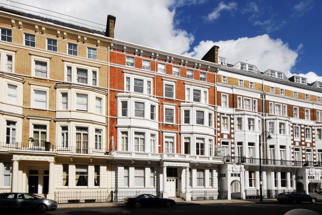 3 Bedroom flats and apartments to rent in Harrington Gardens, London SW7 -  Zoopla