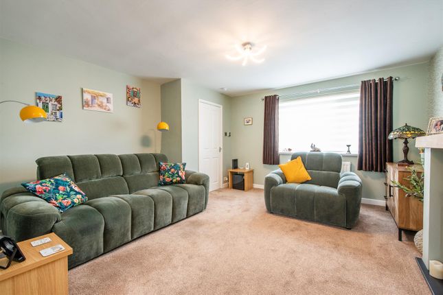 9, Alder Grove, Chorley photo 4