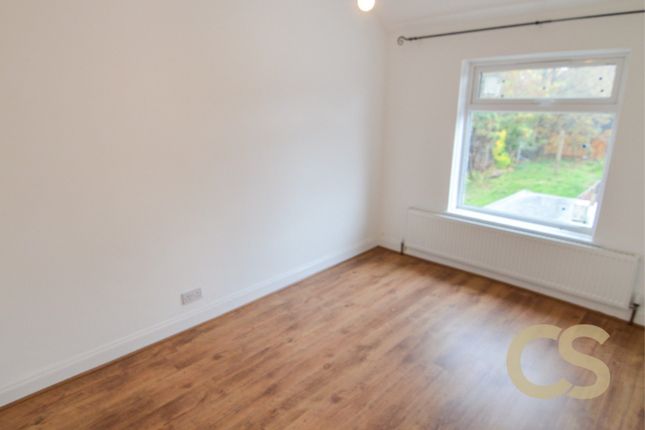 268, Green Street, Enfield photo 3