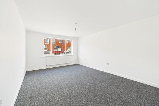 26B, Warren Way, Brighton photo 4