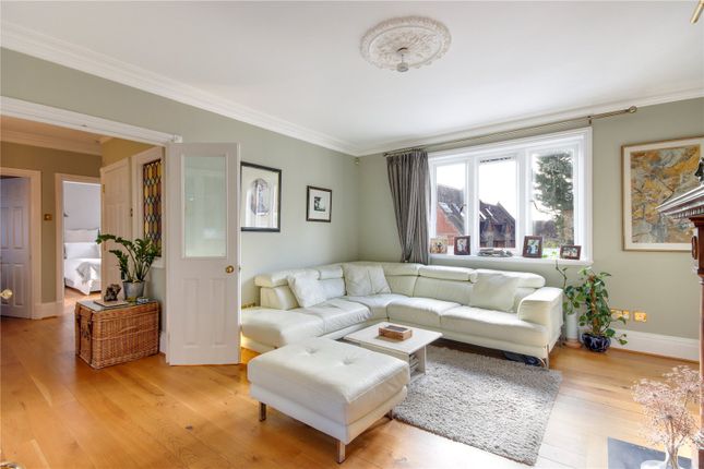 Flat 7, The Coach House,, Dene Park, Tonbridge photo 2