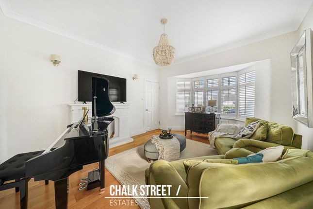 27, Ardleigh Green Road, Hornchurch photo 2
