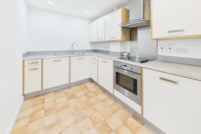 11 Churchill Place, Chipping Norton photo 3