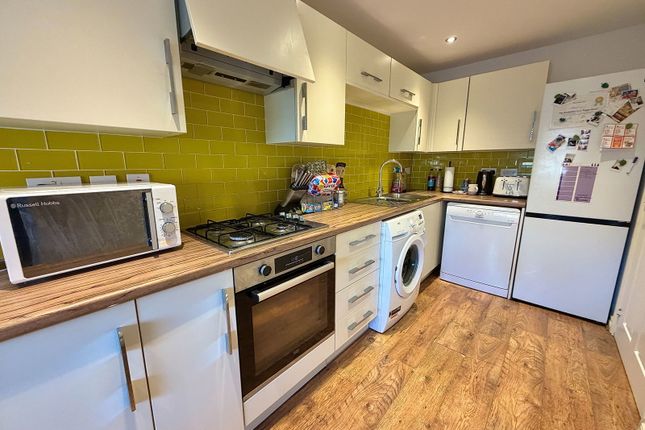 10, Meadowsweet Road, Northampton photo 4