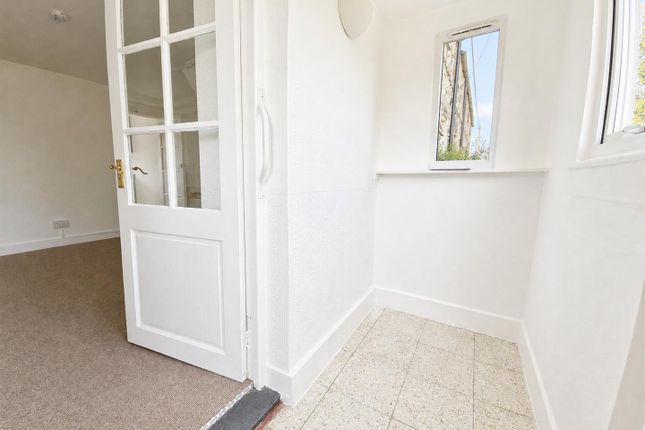 Gernant, 3 Tai Cochion Terrace, Pwllheli photo 2