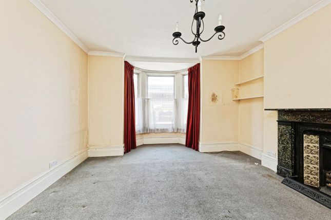 38, Station Road West, Canterbury photo 2