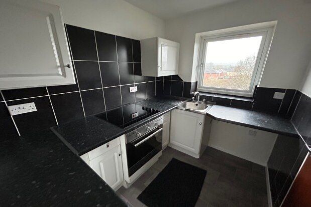 Flat to rent in 58 Baptist End Road, Dudley