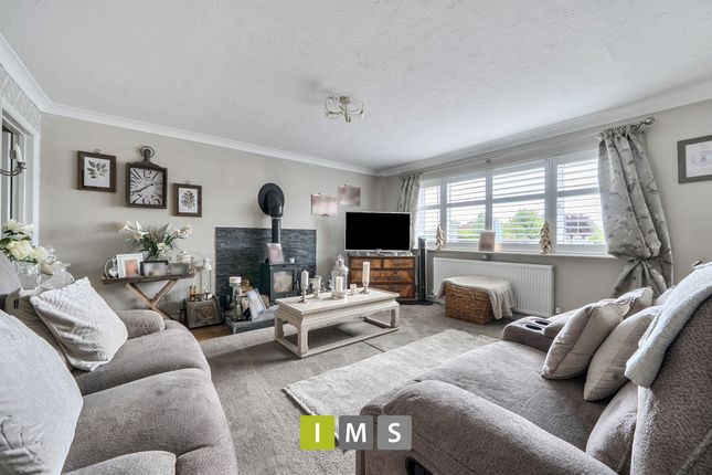 27 Browning Drive, Bicester photo 3