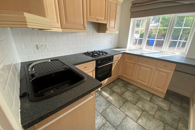 46, Simcoe Leys, Derby photo 3