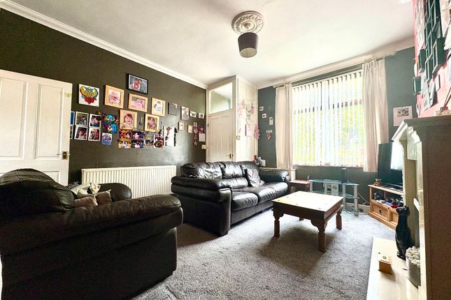 27 Lord Street, Kearsley, Bolton photo 2