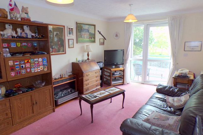35 Admirals Court, Rolle Road, Exmouth photo 2