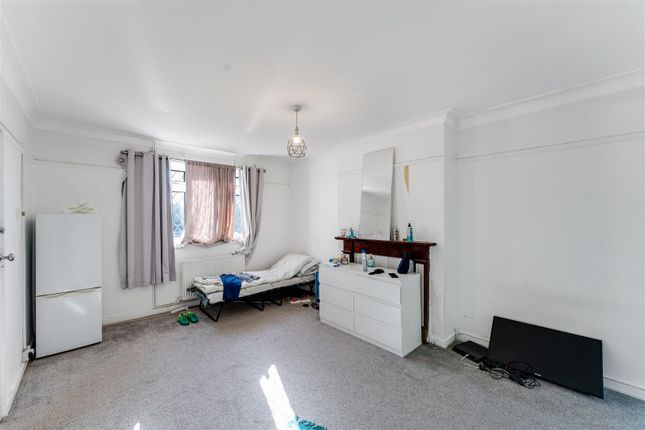 Windermere Court, 20, Lonsdale Road, Barnes photo 4