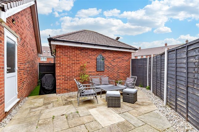 Bridger Way Langley Park, Maidstone photo 4