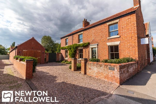 Thumbnail Detached house for sale in Town Street, Clayworth