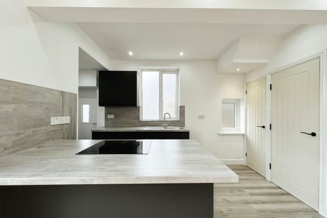 51, Orient Road, Salford photo 3