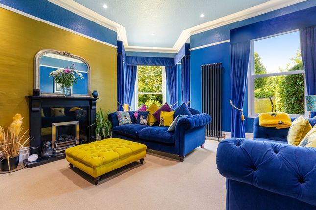 12 Vicarage Road, Torquay photo 4