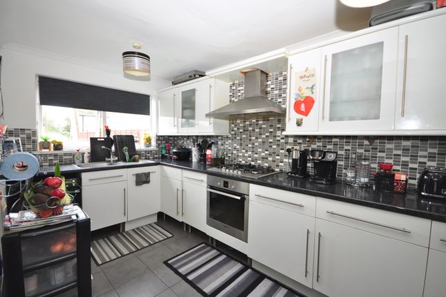 Terraced house to rent in Devon Road, Portsmouth