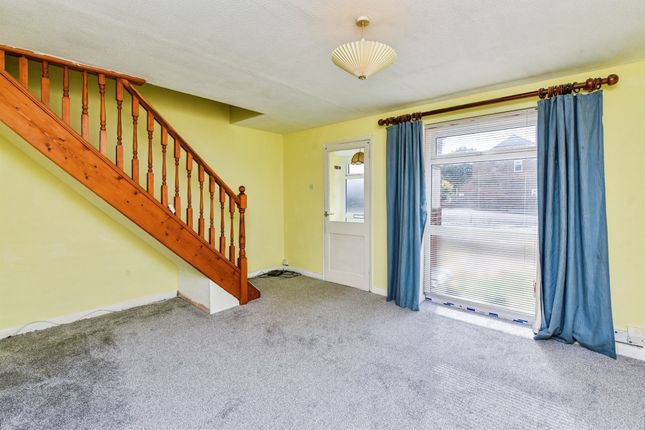 7, Heather Close, Westbury photo 4