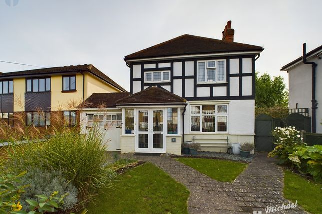 Detached house for sale in Milton Road, Aylesbury