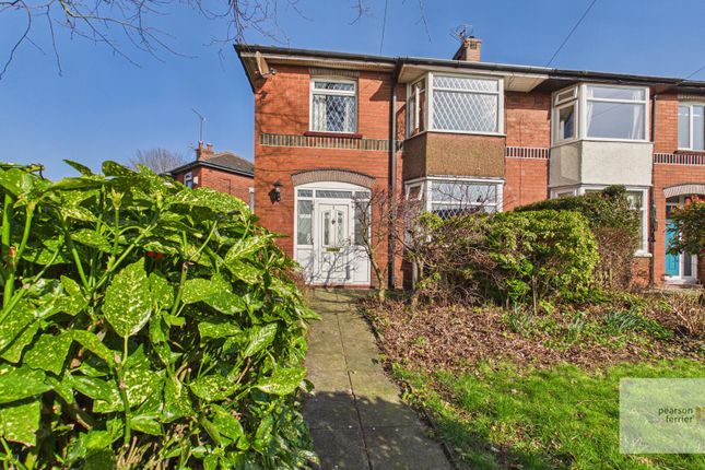 3-bed house on 2, Hazelwood Drive, Bury, £200,000