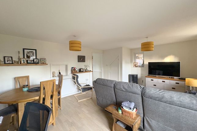 20 Sallis Close, Northway, Tewkesbury photo 3