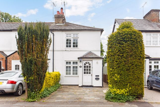 Thumbnail Cottage for sale in Windmill Lane, Bushey