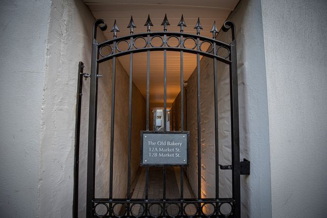Apartment 12B, Market Street, Isle Of Man photo 2