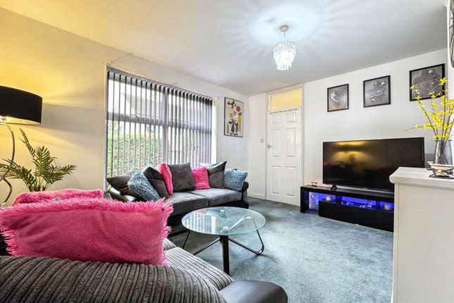 5, Shelley Avenue, Boldon Colliery photo 2