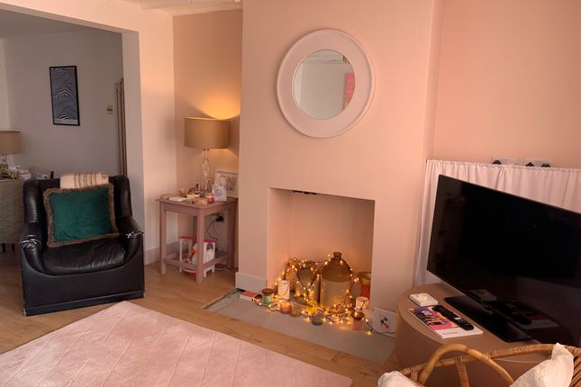 25, Albert Street, Tring photo 3