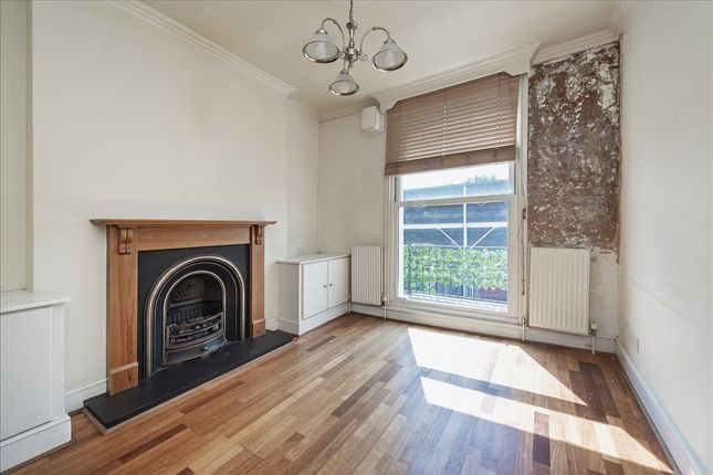 4, Wells Road, Shepherd's Bush W12 photo 3