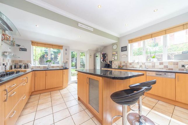 Thumbnail Semi-detached house to rent in Kings Ride, Camberley