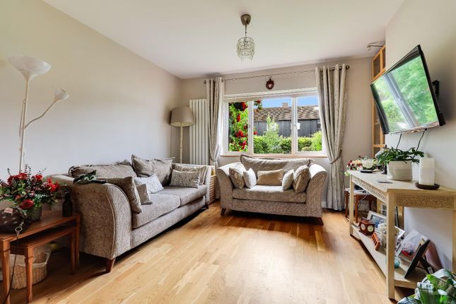 14, Hereward Close, Impington, Cambridge photo 4