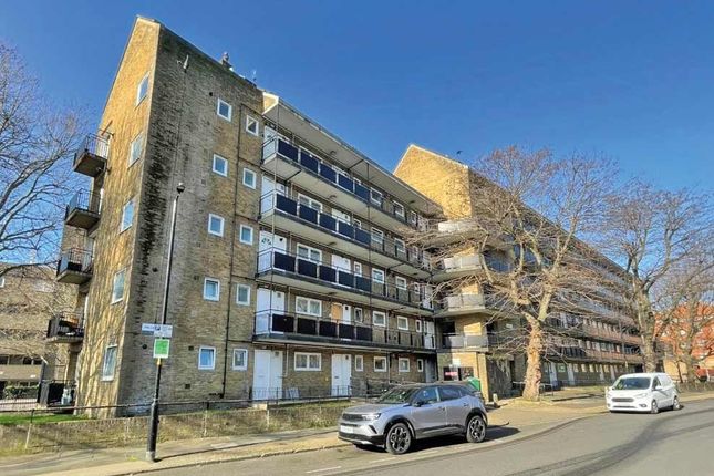 2-bed flat on Flat 31, Pallant House, Tabard Street, London, £300,000