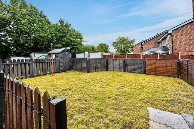 37, Springfield Close, Sheffield photo 4