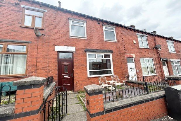 Terraced house to rent in Beverley Road, Bolton