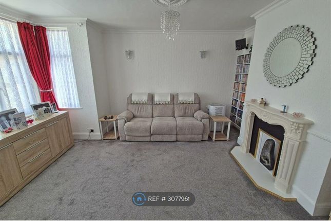 Dagenham photo 5
