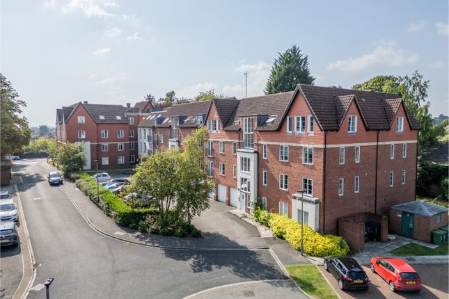 Flat for sale in Monument Close, York