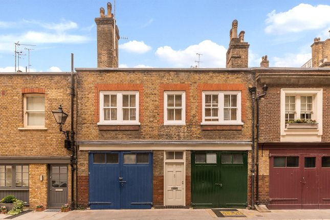 Thumbnail Flat to rent in Browning Mews, Marylebone