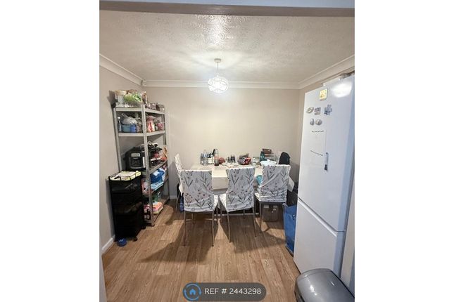 St Martins Drive, Tipton photo 3
