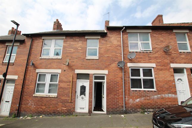 Thumbnail Flat to rent in Canning Street, Newcastle Upon Tyne