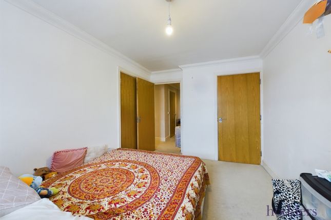 Flat 11,, Fox Court, Chertsey photo 5