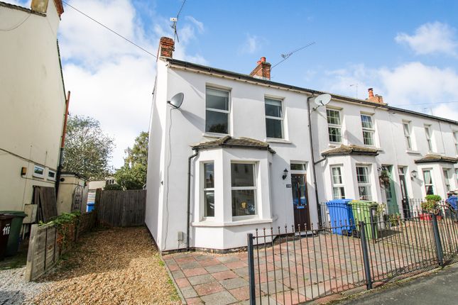 End terrace house for sale in Peabody Road, Farnborough