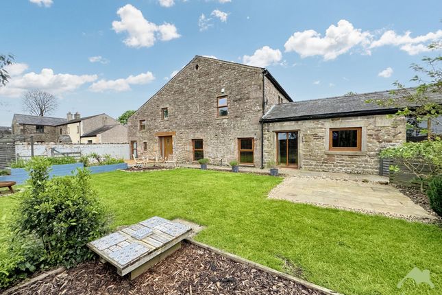 Thumbnail Country house for sale in Middle Cribbles Barn, Crimbles Lane, Lancaster