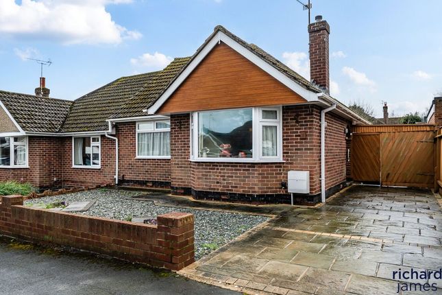 2-bed house on 2, Banbury Close Lawn, Lawn, £201,000