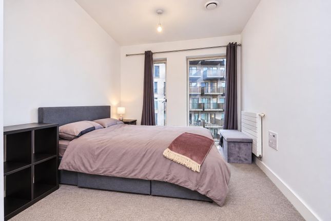 Flat 20, 23, Maud Street, London photo 4