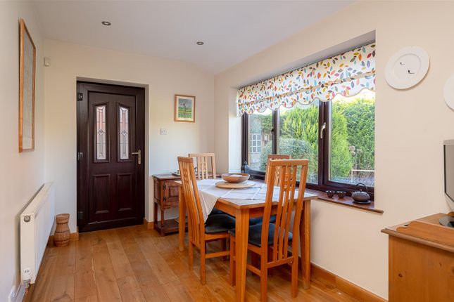 Breakfast Room
