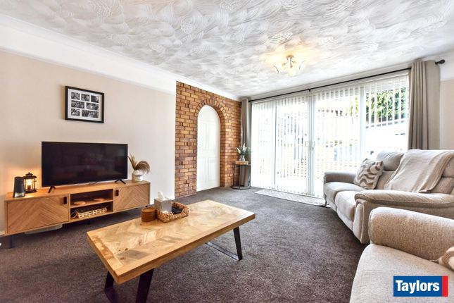 4, Freeland Grove, Kingswinford photo 4