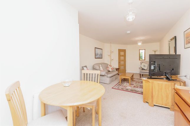 Flat for sale in The Sycamores, Muirs, Kinross