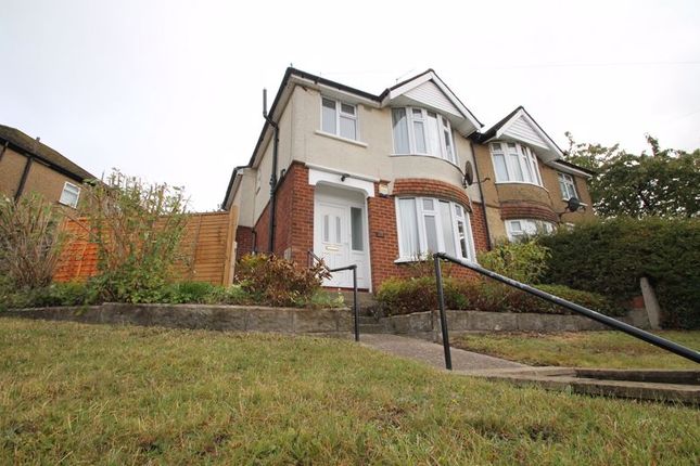 Thumbnail Semi-detached house to rent in Hillview Road, High Wycombe